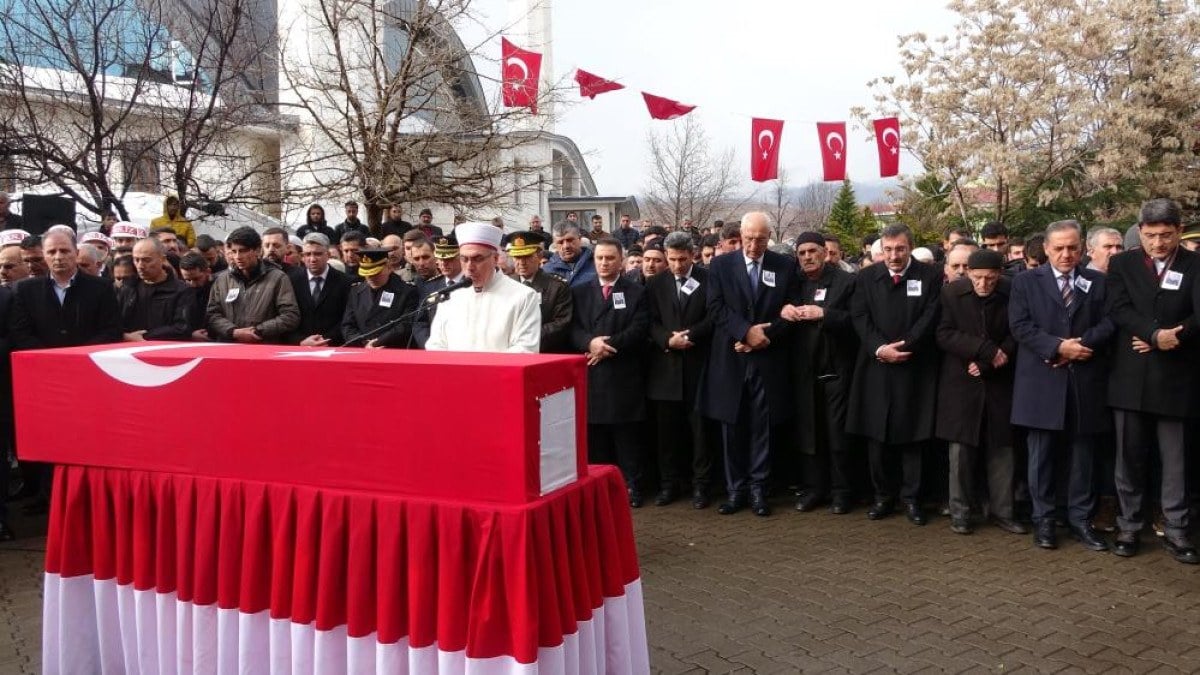 1710946947 182 Sehit Tabip Tegmen Hulusi Elci son yolculuguna ugurlandi