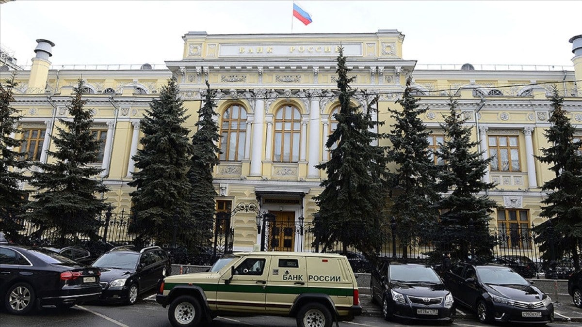 1711113374 391 Rusya Merkez Bankasi politika faizini sabit tuttu